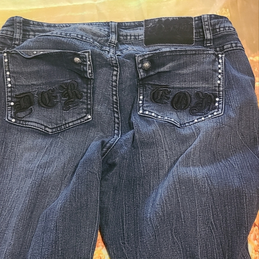 Dereon Juniors Jeans Size 13/14 Has Rhinestones